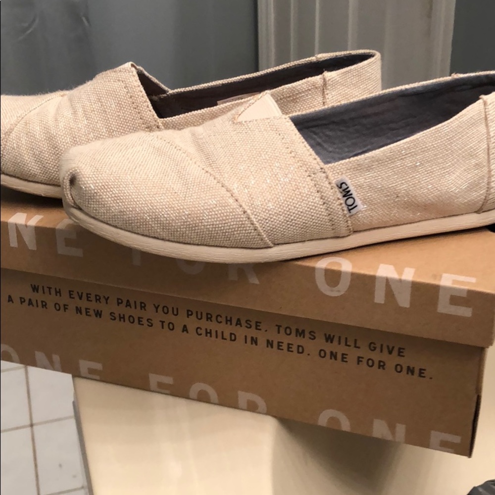 Toms classic Natural Metallic Linen